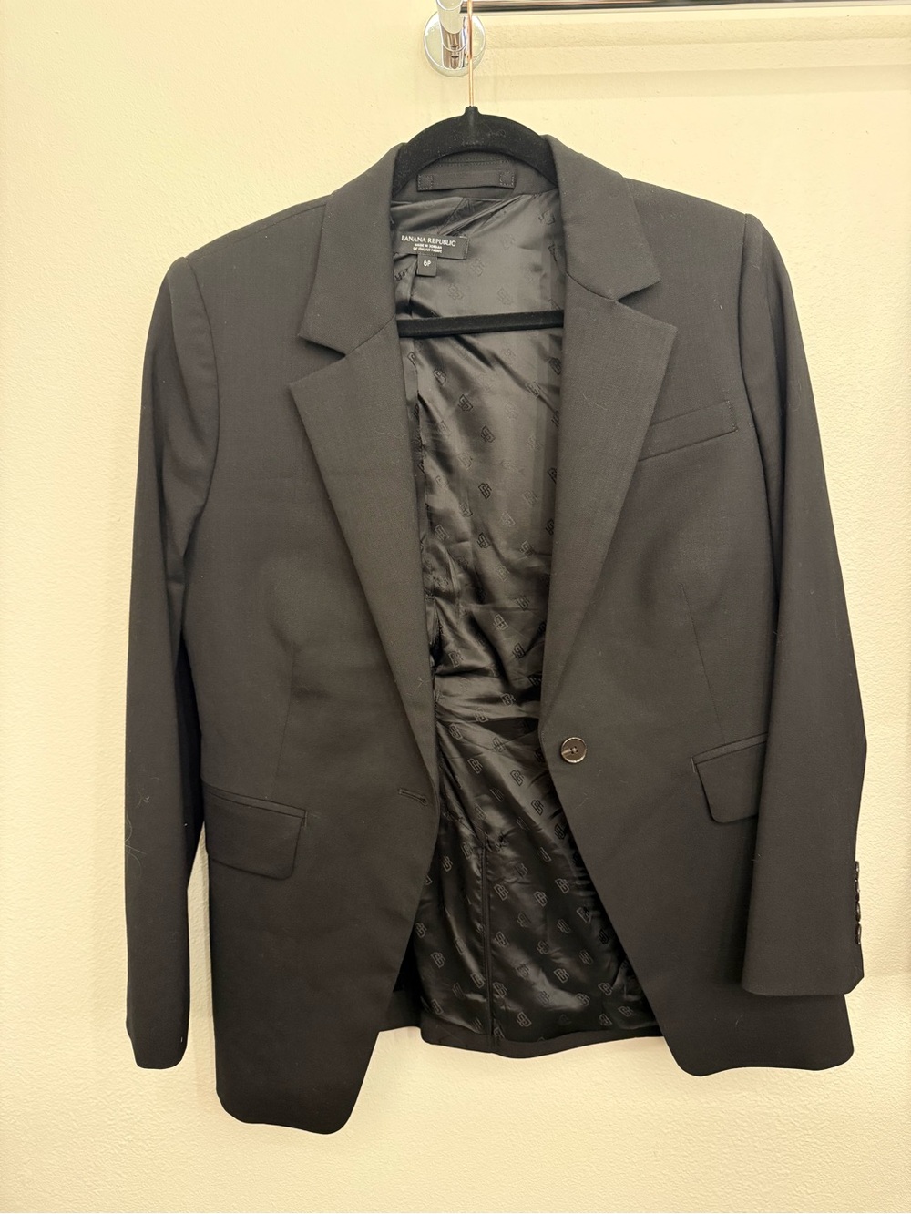 Banana Republic Black Men's Single-Button Blazer